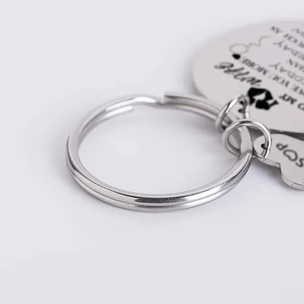 Customizable_Name_And_Photo_Engraving_Stainless_Steel_Unisex_Keychain_