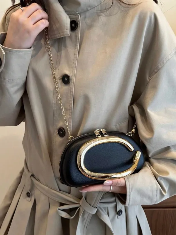 Black_Elegant_Metallic_Handle_Handbag_|_Faux_Leather_Clutch_&_Crossbody_Bag