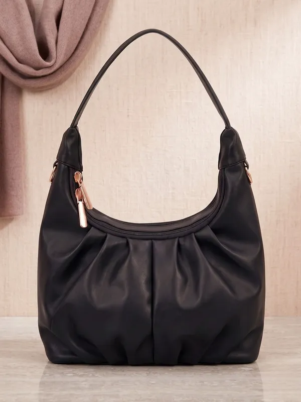 Black_Lightweight_Leather_Pleated_Hobo_Shoulder_Bag