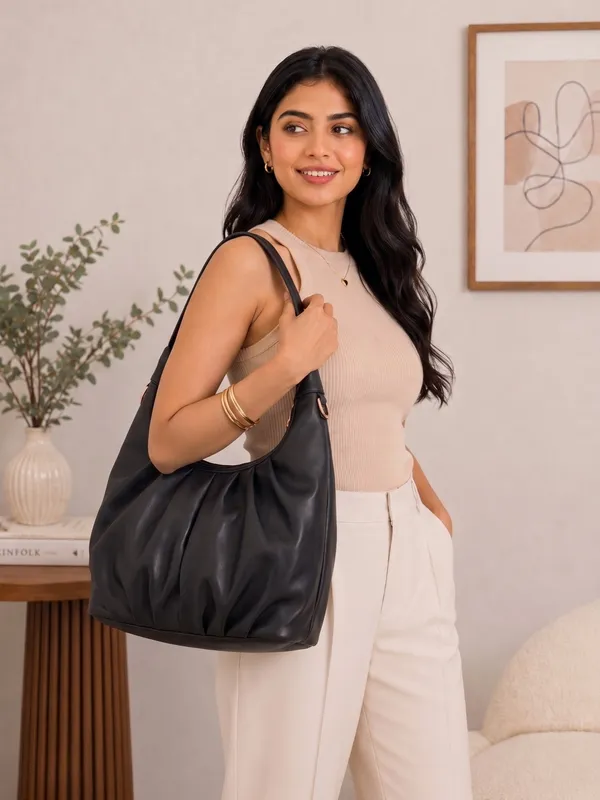 Black_Lightweight_Leather_Pleated_Hobo_Shoulder_Bag