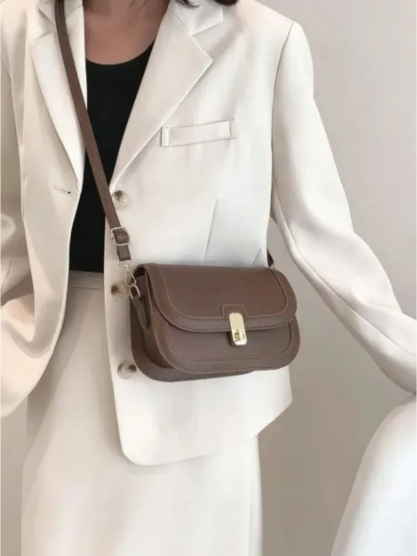 Brown_Sling_Crossbody_Bag_with_two_tone_color