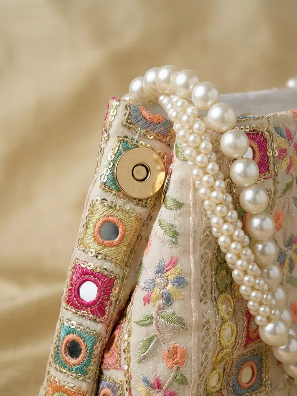 Embroidered_Ethnic_Handheld_Bag_with_Pearl_Handles_–_Off_white