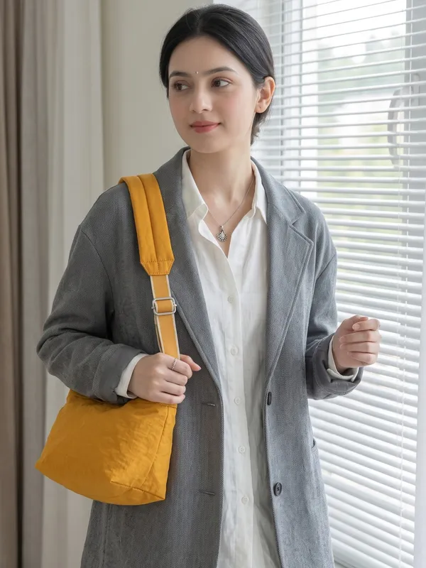 Minimalist_Mustard_Yellow_Crossbody_Bag_Sling_&_Nylon_Shoulder_Bag