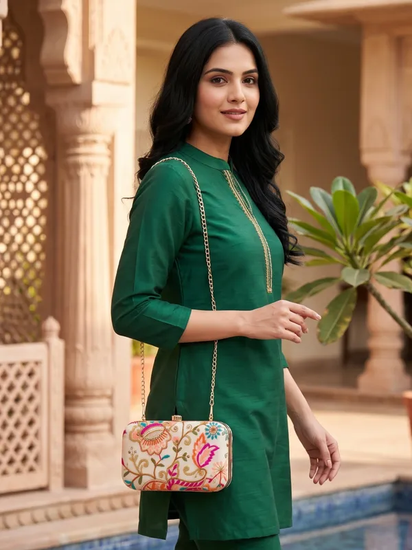 Multicolor_Floral_Embroidered_Box_Bridal_Clutch