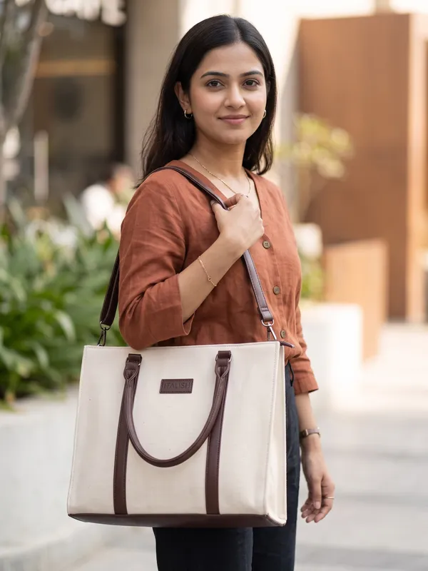 Brown_Structured_Leather_Laptop_Tote_Bag