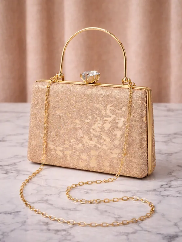 Women's_Elegant_Glitter_Patterned_Party_Clutch_Bag_with_Detachable_Chain_Strap_–_Gold