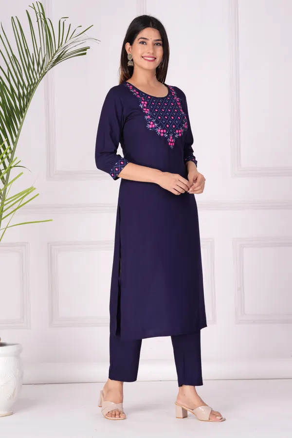Blue_Viscose_Rayon_Embroidered_Kurti_Set_For_Women