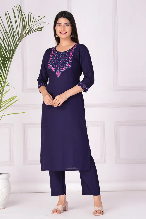 Blue_Viscose_Rayon_Embroidered_Kurti_Set_For_Women