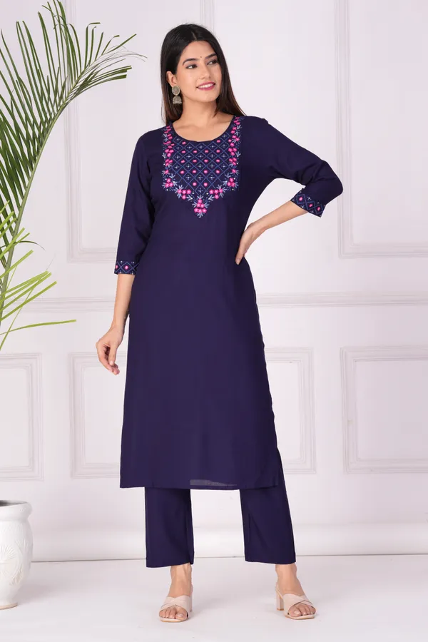 Blue_Viscose_Rayon_Embroidered_Kurti_Set_For_Women
