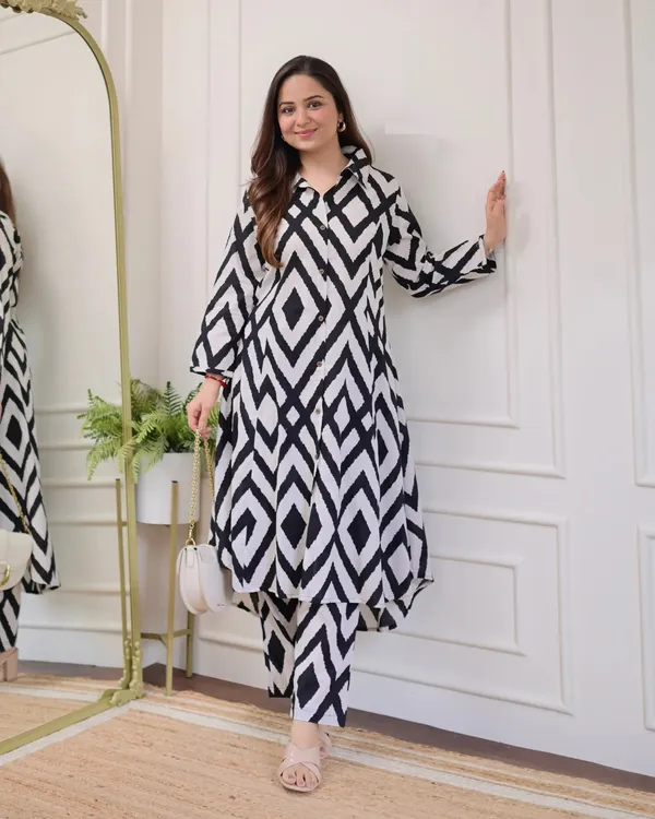 Black_Cotton_Printed_Co-Ord_Set_For_Women