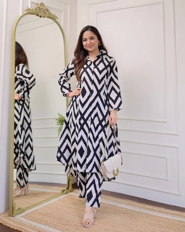 Black_Cotton_Printed_Co-Ord_Set_For_Women