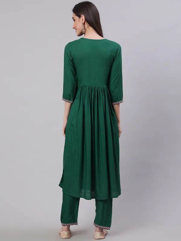 Dark_Green_Nayra_Cut_Rayon_Embroidery_Kurti_Set_For_Women