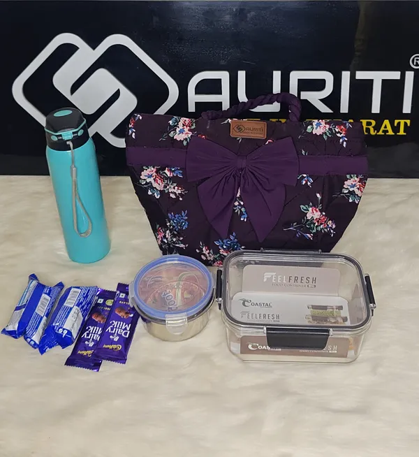 Multicolor_Fabric_&_Metal_Bow_Lunch_Storage_Bag_(10_Litres)