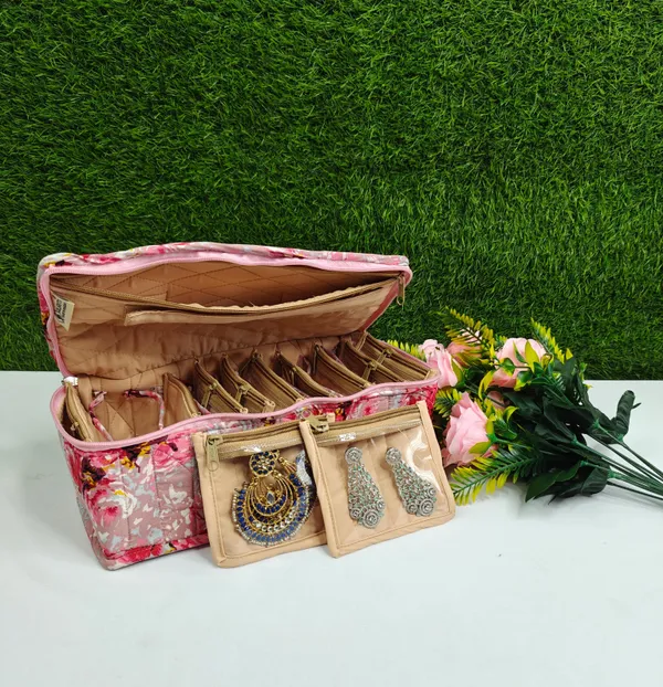 Pink_Earring_Organiser_With_12_Detachable_Pouch