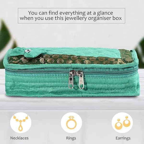 Green_Jewellery_Kit_With_7_Transparent_Pouch_(25_x_15_x_7_Cm)