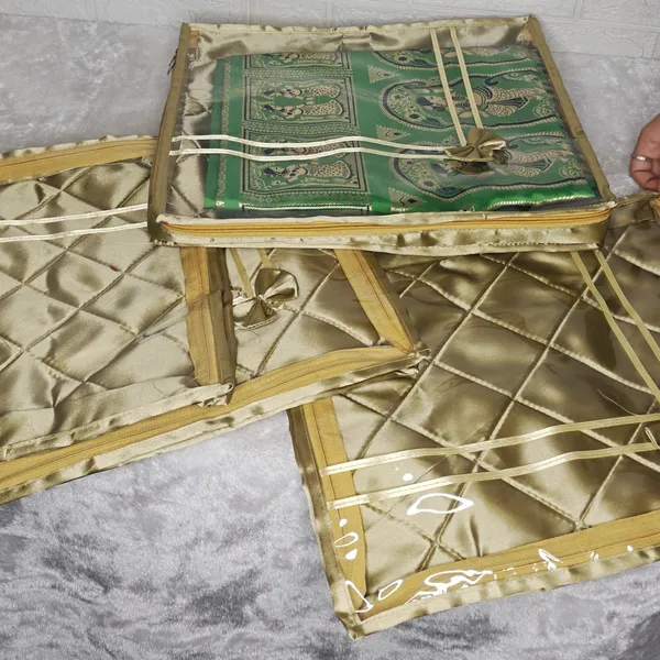 Pack_Of_4_Golden_Single_Saree_Cover_With_Zip_Lock_(40_x_34_x_5_Cm)