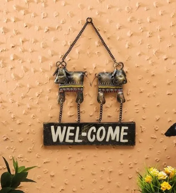 Metal_Build_|_Cow_Welcome_|_Water_Resistant