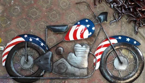 Metal_Build_|_Us_Bike_|_Water_Resistant