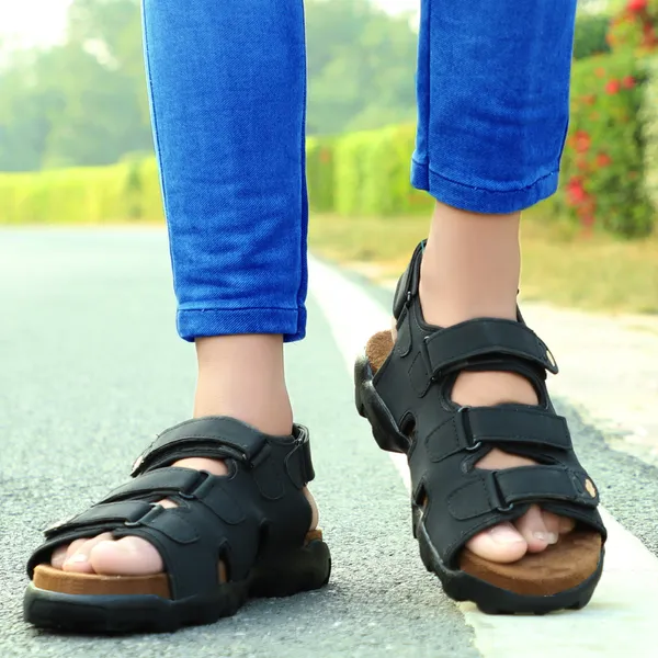 Black_Synthetic_Leather_Cotton_Foam_Casual_Sandal_For_Men