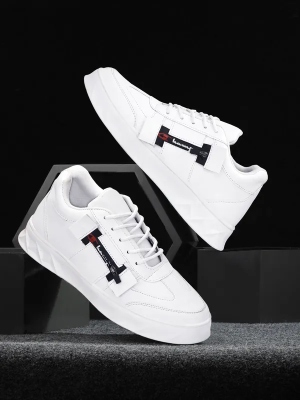 White_Synthetic_Leather_Airmix_Round_Tip_Casual_Shoes_For_Men
