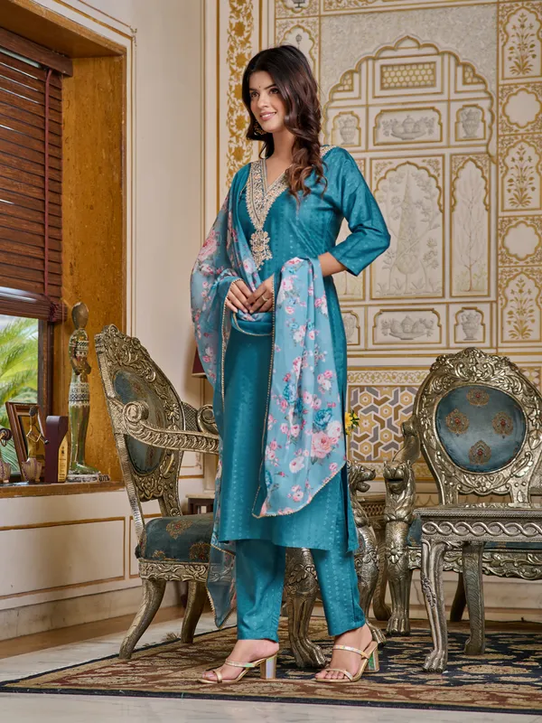 Teal_Blue_Viscose_Rayon_Embroidered_Kurta_With_Pant_&_Dupatta_Set_|_For_Women