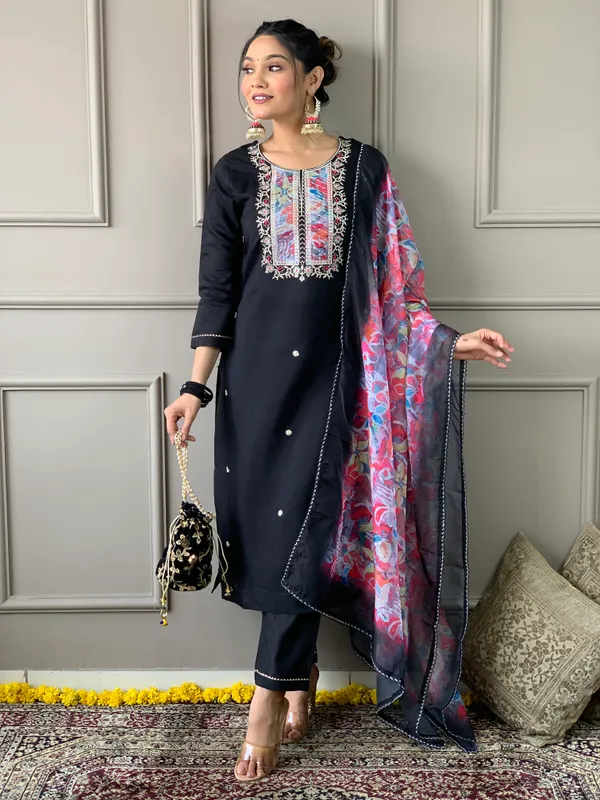 Black_Rayon_Slub_Embroidered_Kurta_With_Pant_&_Dupatta_Set_|_For_Women