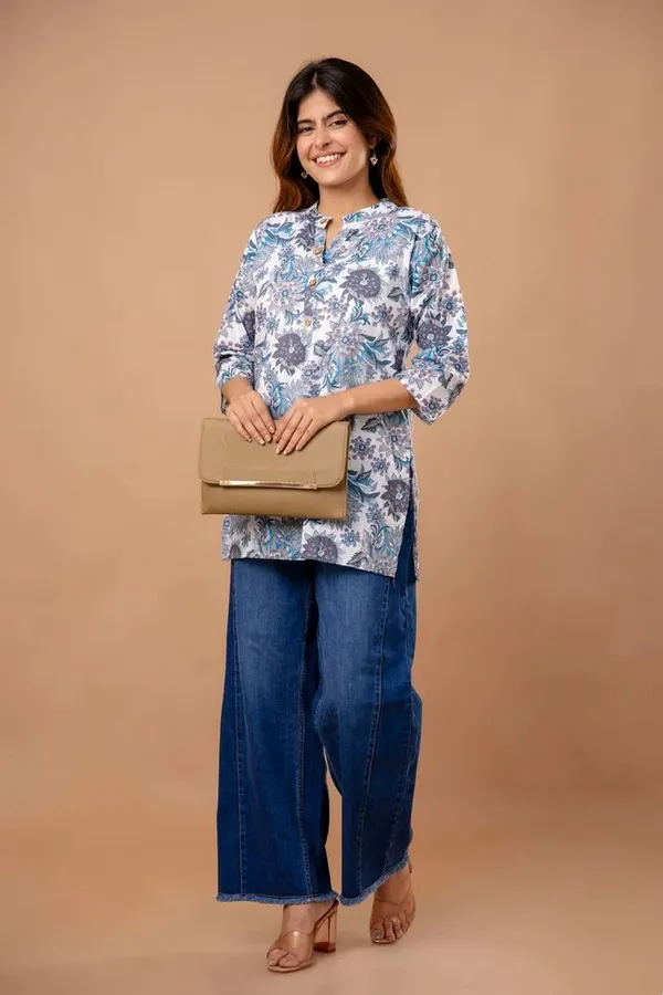 Grey_Digital_Printed_Cotton_Short_Kurti_|_For_Women
