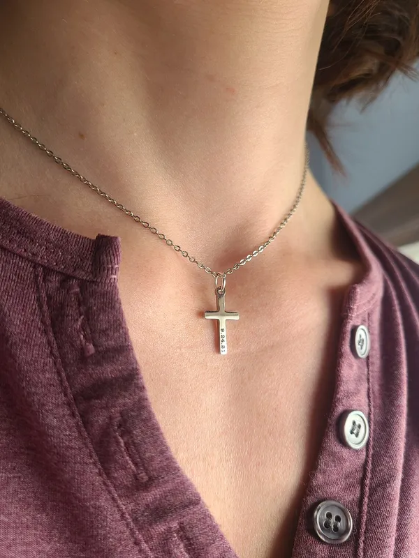 RoiDes_Arts_Custom_Cross_Necklace_for_Gold_Plated_Necklace_Love_Pendant_For_Girls_And_Women_Bithday_Gift_Valentine_Necklace