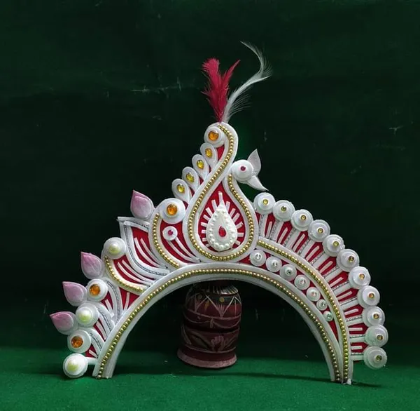 Multicolor_Bengali_Bridal_Shola_Mukut_For_Wedding