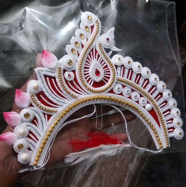 Multicolor_Bengali_Bridal_Shola_Mukut_For_Wedding