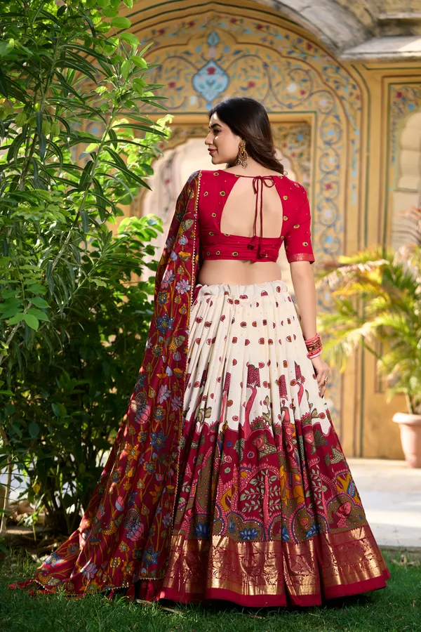 Tussar_Silk_Kalamkari_Print_Lehenga_Choli_Set_with_Foil_Work_Border_(_White_)