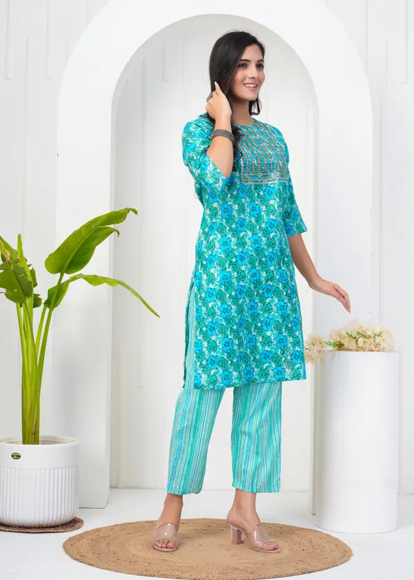Light_Green_Cotton_Blend_Floral_Print_Straight_Kurta_&_Pant_For_Women