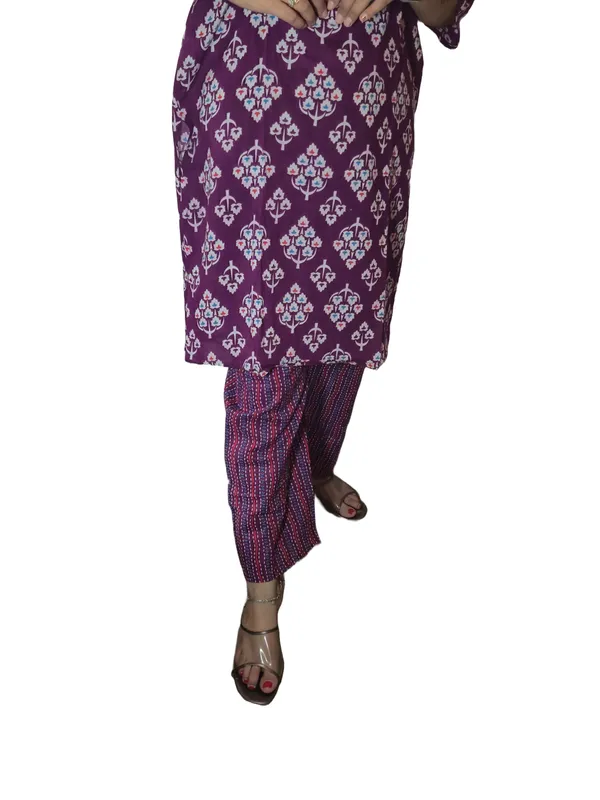 Purple_Cotton_Blend_Floral_Print_Straight_Kurta_&_Pant_For_Women
