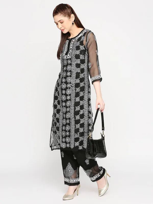 Charismatic_Black_Lucknowi_Chikankari_Hand_Embroidered_Long_Kurti_Palazzo_Set_With_Matching_Inner_Georgette