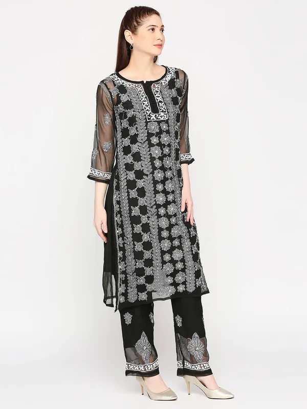 Charismatic_Black_Lucknowi_Chikankari_Hand_Embroidered_Long_Kurti_Palazzo_Set_With_Matching_Inner_Georgette