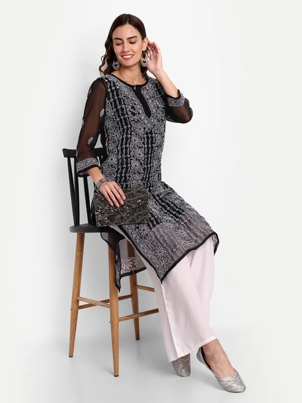 Charismatic_Black_Lucknow_Chikankari_Hand_Embroidered_Long_Kurta_With_Matching_Slip_Georgette