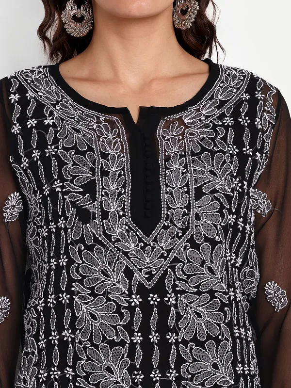 Charismatic_Black_Lucknow_Chikankari_Hand_Embroidered_Long_Kurta_With_Matching_Slip_Georgette