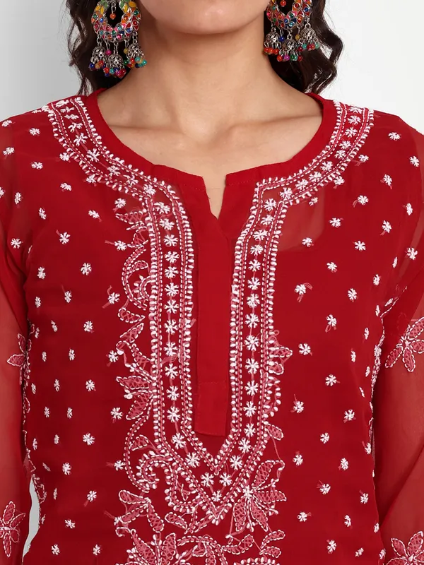 Maroon_Lucknow_Chikankari_Hand_Embroidered_Kurta_With_Matching_Slip_Georgette