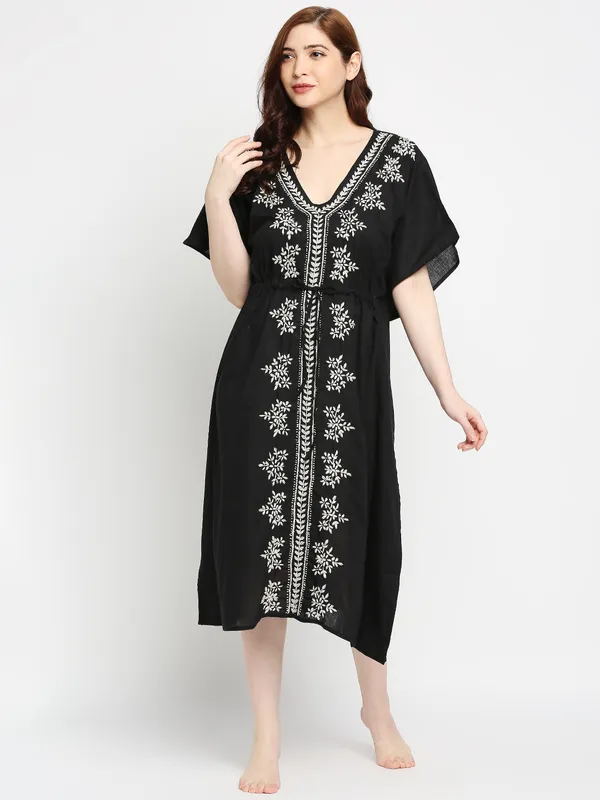 Charismatic_Black_Lucknow_Chikankari_Hand_Embroidered_Kaftan_Long_Kurti_Cotton