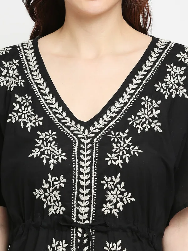 Charismatic_Black_Lucknow_Chikankari_Hand_Embroidered_Kaftan_Long_Kurti_Cotton