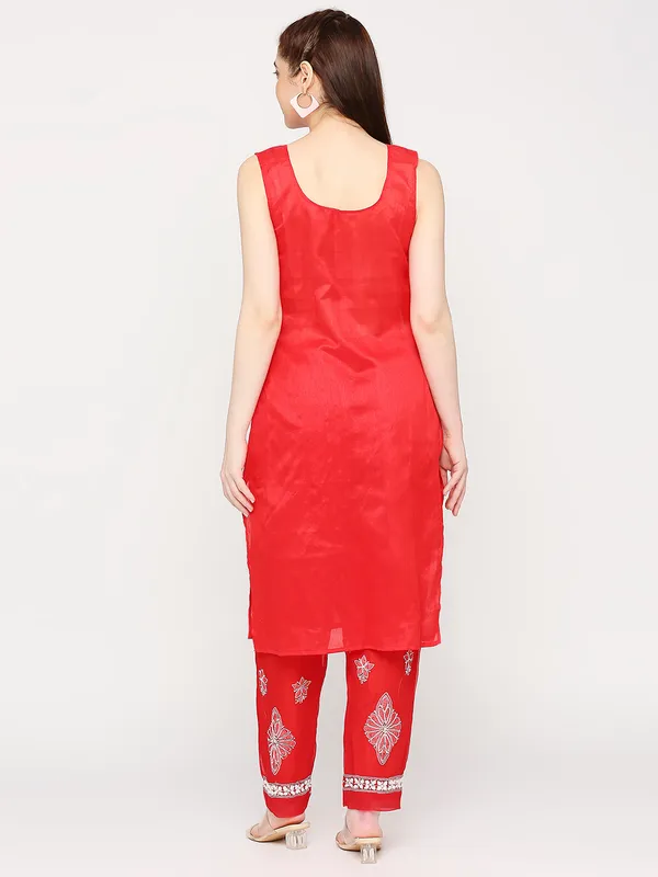 Fab_Red_Lucknowi_Chikankari_Hand_Embroidered_Long_Kurti_Palazzo_Set_With_Matching_Inner_Georgette