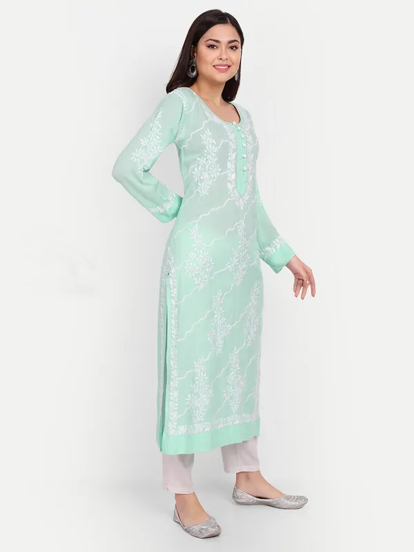Lucknow_Chikankari_Hand_Embroidered_kurta_Women_Modal_Cotton