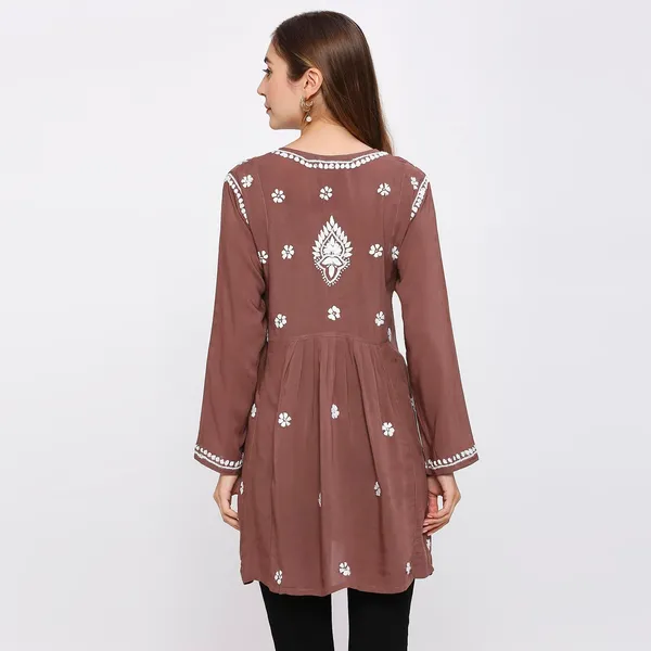 Chestnut_Lucknow_Chikankari_Hand_Embroidered_Kurti_Cotton