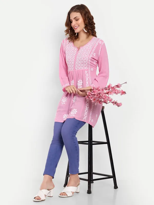 Pretty_Pink_Lucknow_Chikankari_Hand_Embroidered_Kurti_Cotton