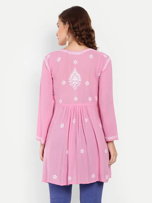 Pretty_Pink_Lucknow_Chikankari_Hand_Embroidered_Kurti_Cotton