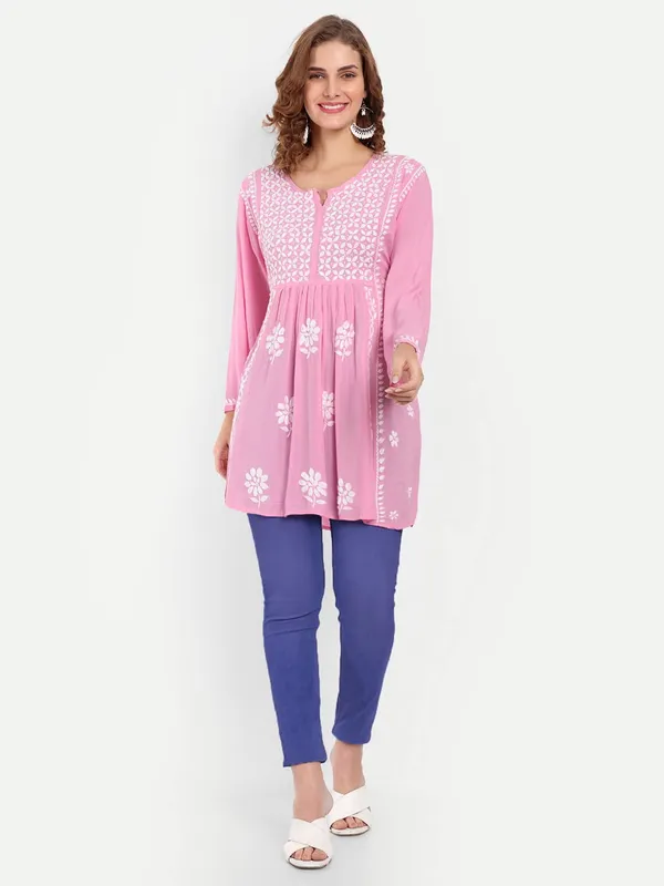 Pretty_Pink_Lucknow_Chikankari_Hand_Embroidered_Kurti_Cotton