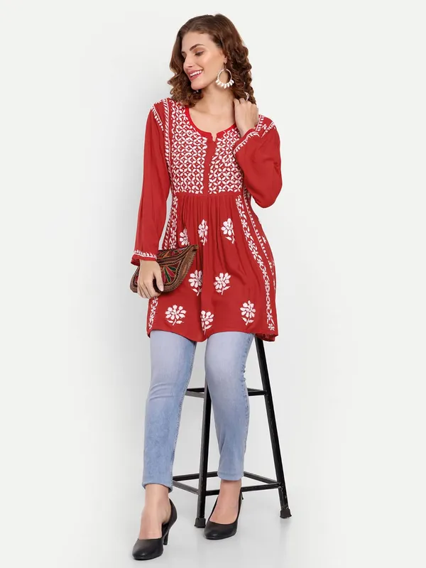 Ravishing_Red_Lucknow_Chikankari_Hand_Embroidered_Kurti_Cotton
