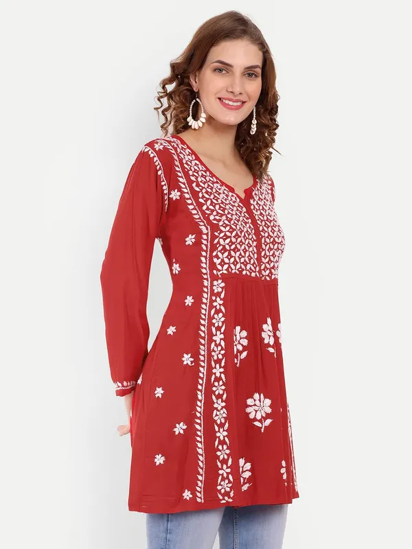 Ravishing_Red_Lucknow_Chikankari_Hand_Embroidered_Kurti_Cotton