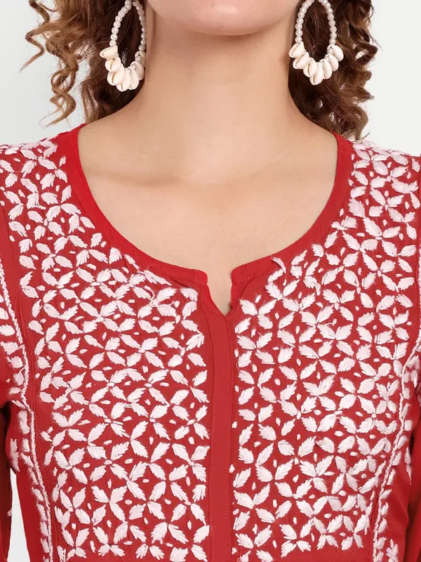 Ravishing_Red_Lucknow_Chikankari_Hand_Embroidered_Kurti_Cotton