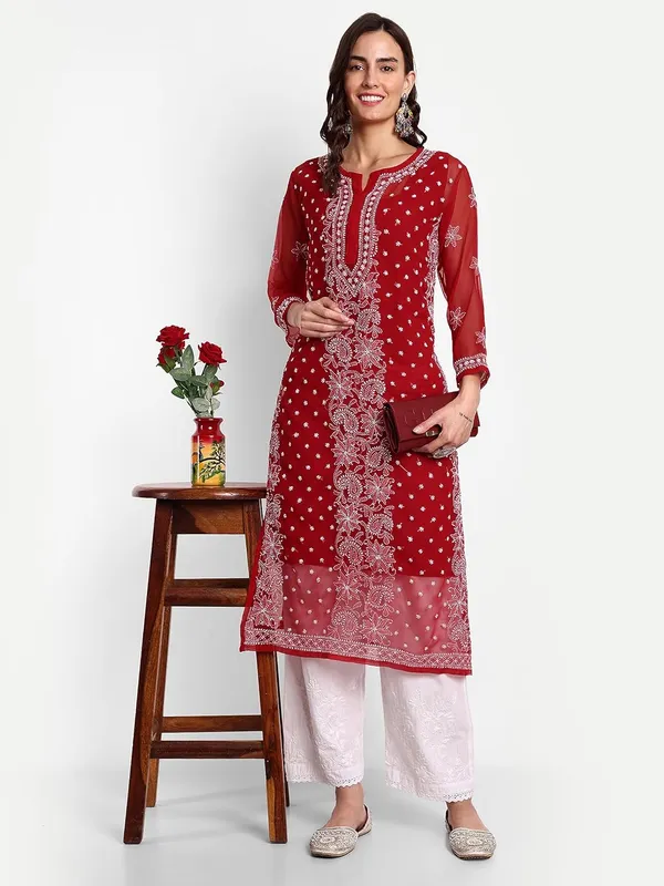 Maroon_Lucknow_Chikankari_Hand_Embroidered_Kurta_With_Matching_Slip_Georgette